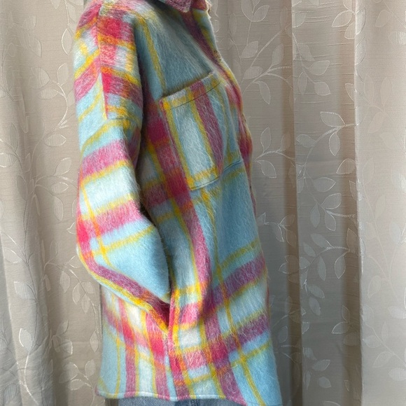 Davi & Dani Women’s‎ Oversized Plaid Shacket Jacket S Blue Pink Fuzzy Soft - Picture 3 of 11